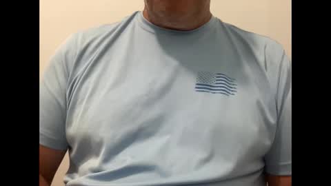 Snapshot of onthedlhere chatting on September 25, 6:07 pm onthedlhere online show from September 25, 6:07 pm