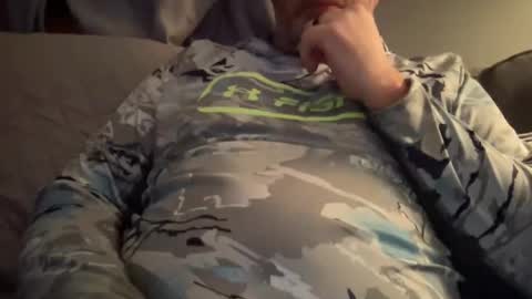 Snapshot of onthedlhere chatting on January 19, 3:08 am onthedlhere online show from January 19, 3:08 am