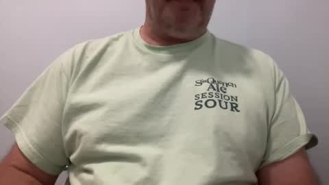 Snapshot of onthedlhere chatting on December 26, 3:31 pm onthedlhere online show from December 26, 3:31 pm