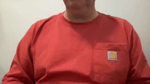 Snapshot of onthedlhere chatting on December 31, 2:03 pm onthedlhere online show from December 31, 2:03 pm