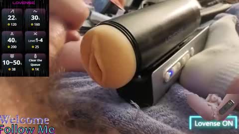 Snapshot of ordinaryhero chatting on October 29, 1:52 am CrazyCumDude online show from October 29, 1:52 am