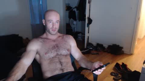 Snapshot of oregon87 chatting on February 5, 3:20 pm The Oregon Lumberjack online show from February 5, 3:20 pm