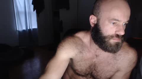 Snapshot of oregon87 chatting on December 17, 4:00 pm The Oregon Lumberjack online show from December 17, 4:00 pm