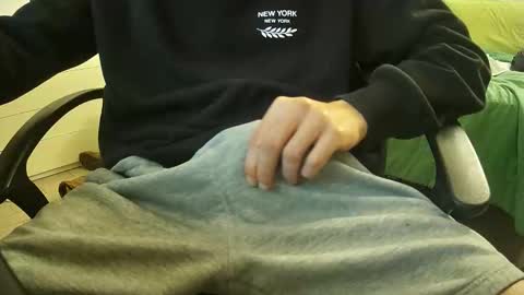 Snapshot of orobrus chatting on November 1, 5:06 pm Oroborus online show from November 1, 5:06 pm