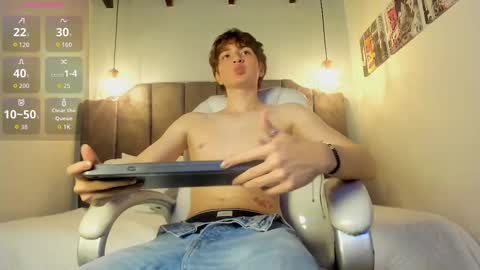 Oscar online show from October 14, 3:46 am