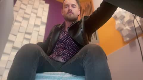 Oscar Steel Savage online show from January 31, 6:25 pm