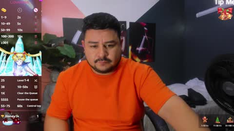 Snapshot of oso_gael chatting on December 29, 5:33 pm Bear Gael online show from December 29, 5:33 pm