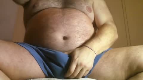 Snapshot of osolicencioso chatting on October 1, 3:10 am Oso Licencioso online show from October 1, 3:10 am