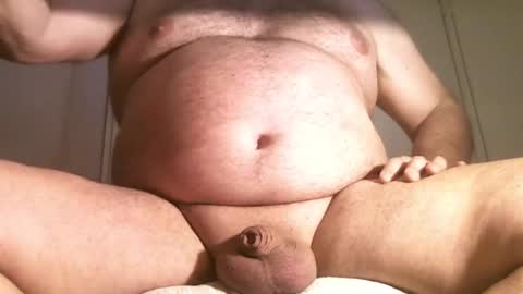 Snapshot of osolicencioso chatting on October 20, 3:10 am Oso Licencioso online show from October 20, 3:10 am