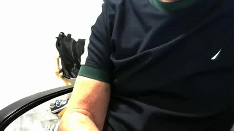 Ossi online show from February 14, 2:17 am