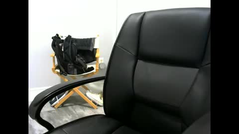 Ossi online show from November 14, 2:48 am