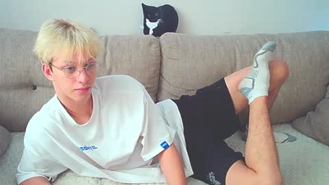 Ostin online show from December 8, 8:20 am