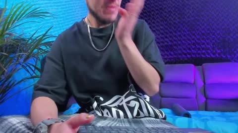 otter_wet online show from April 1, 2:57 am