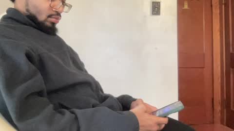 outofhisleague_ online show from May 7, 6:41 pm