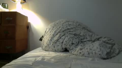  92 online show from January 25, 9:57 pm