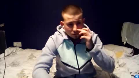 Owen kayz online show from November 20, 11:47 pm