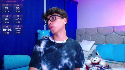 Owen  Independent model  online show from December 13, 1:48 am