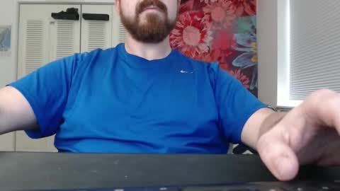 Snapshot of pabighunk chatting on October 22, 8:11 pm pabighunk online show from October 22, 8:11 pm