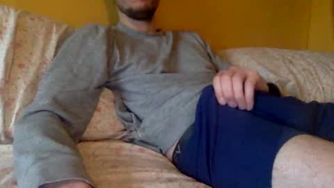 Snapshot of paintdude424 chatting on March 4, 6:50 pm paintdude424 online show from March 4, 6:50 pm