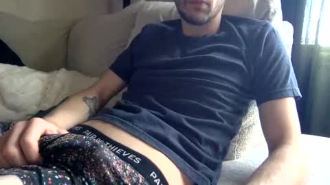 Snapshot of paintdude424 chatting on February 4, 6:38 pm paintdude424 online show from February 4, 6:38 pm