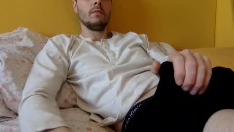 Snapshot of paintdude424 chatting on February 18, 5:33 pm paintdude424 online show from February 18, 5:33 pm