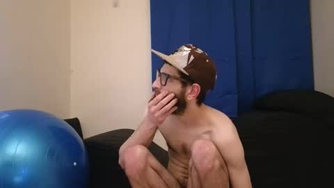 Snapshot of pantslesstraveler_plt chatting on January 24, 7:28 pm PantsLessTraveler online show from January 24, 7:28 pm