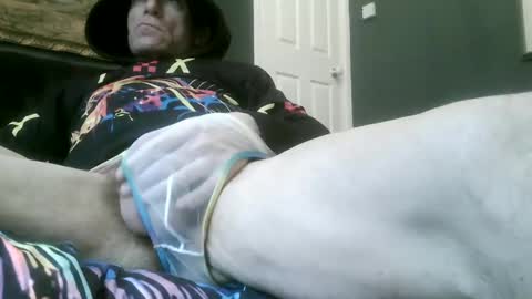 Pantyremover online show from February 15, 1:05 pm