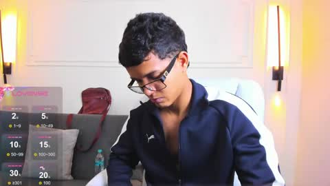 Ryan And Casper online show from May 23, 2:33 pm