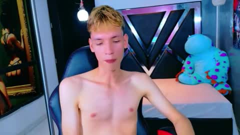 park_jimin1 online show from November 17, 3:48 pm