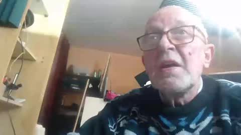 pascal88881 online show from December 29, 4:08 pm