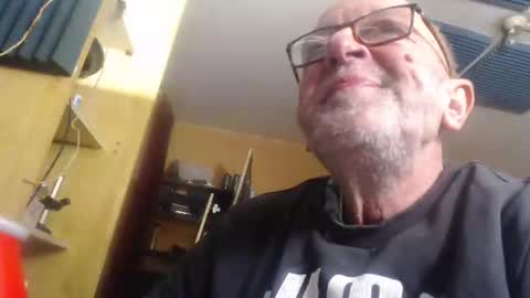 pascal88881 online show from December 28, 7:01 pm