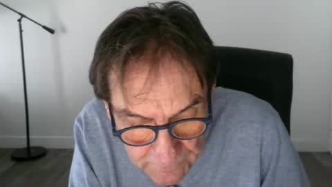 Bob online show from November 22, 4:06 pm