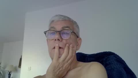 patrick5275 online show from September 17, 5:52 am