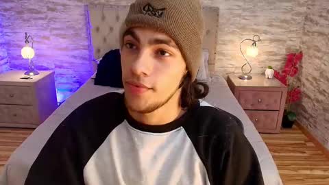 Patrick online show from October 22, 3:54 am