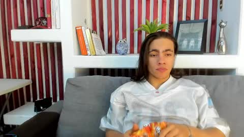 Patrick online show from March 10, 3:34 am