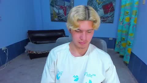 .... online show from November 5, 8:11 pm