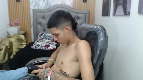 PAUL online show from November 9, 12:42 pm