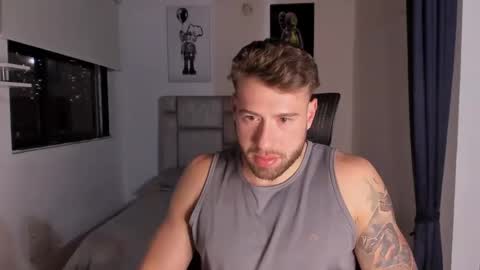 PAUL ROGER online show from March 10, 12:07 am