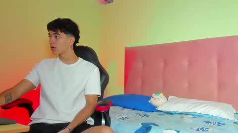 paul_sexycock online show from January 25, 12:16 pm