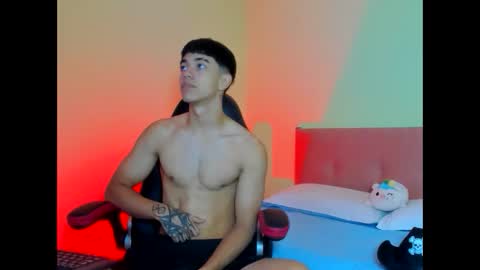 paul_sexycock online show from February 11, 12:16 pm
