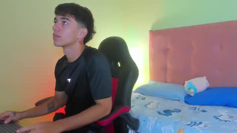 paul_sexycock online show from January 27, 12:16 pm