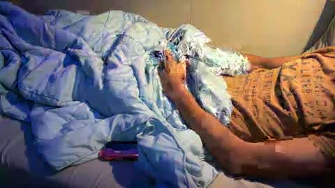 Paul online show from November 22, 7:24 pm