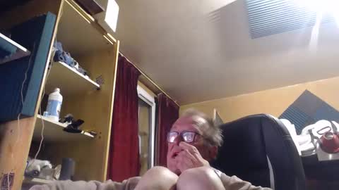 pc8474408 online show from September 24, 4:12 am