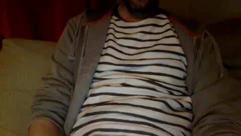 Snapshot of pea23 chatting on February 21, 8:49 pm pea23 online show from February 21, 8:49 pm