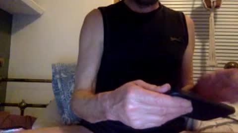 Snapshot of pea23 chatting on March 5, 10:55 pm pea23 online show from March 5, 10:55 pm