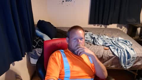 Snapshot of pecker40 chatting on September 30, 1:12 am pecker40 online show from September 30, 1:12 am