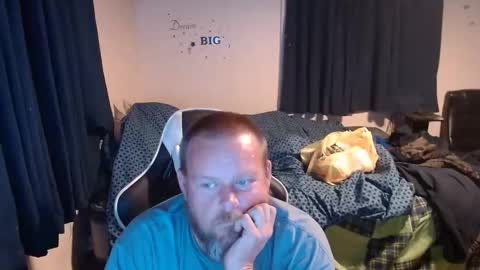 Snapshot of pecker40 chatting on January 26, 1:09 am pecker40 online show from January 26, 1:09 am