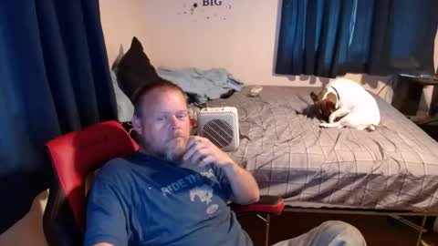 Snapshot of pecker40 chatting on September 27, 7:01 pm pecker40 online show from September 27, 7:01 pm