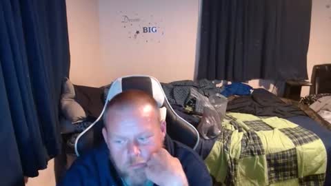 Snapshot of pecker40 chatting on January 4, 3:29 am pecker40 online show from January 4, 3:29 am