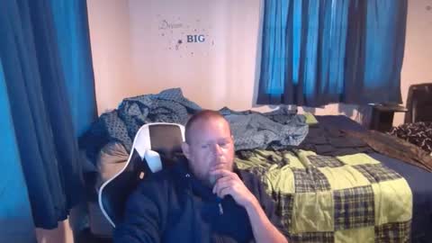 Snapshot of pecker40 chatting on January 1, 5:11 pm pecker40 online show from January 1, 5:11 pm